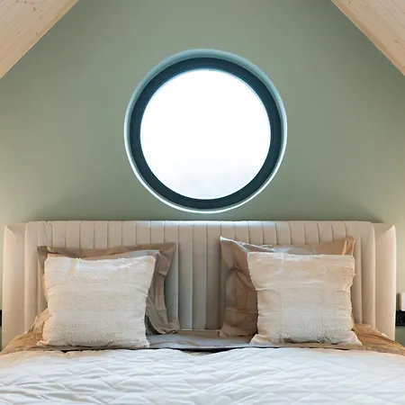 Bekes Bucka Matra アパート *