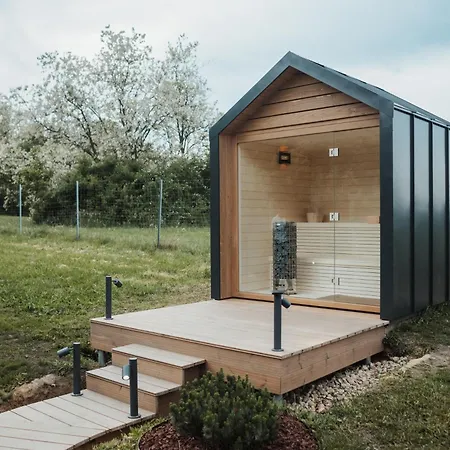 Bekes Bucka Matra アパート Parád