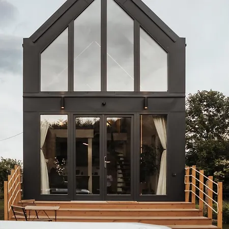 Bekes Bucka Matra アパート